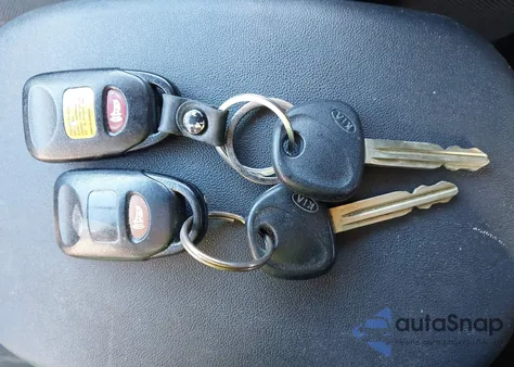 2010 Kia Soul + from USA, damaged, VIN KNDJT2A27A7190654